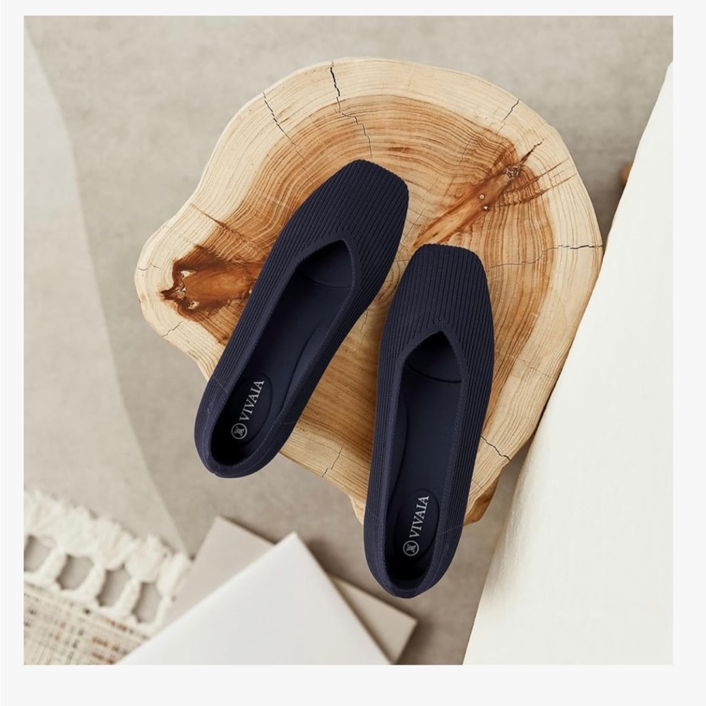 VIVAIA Casual Flats Slip on size US 10.5 Wide Navy